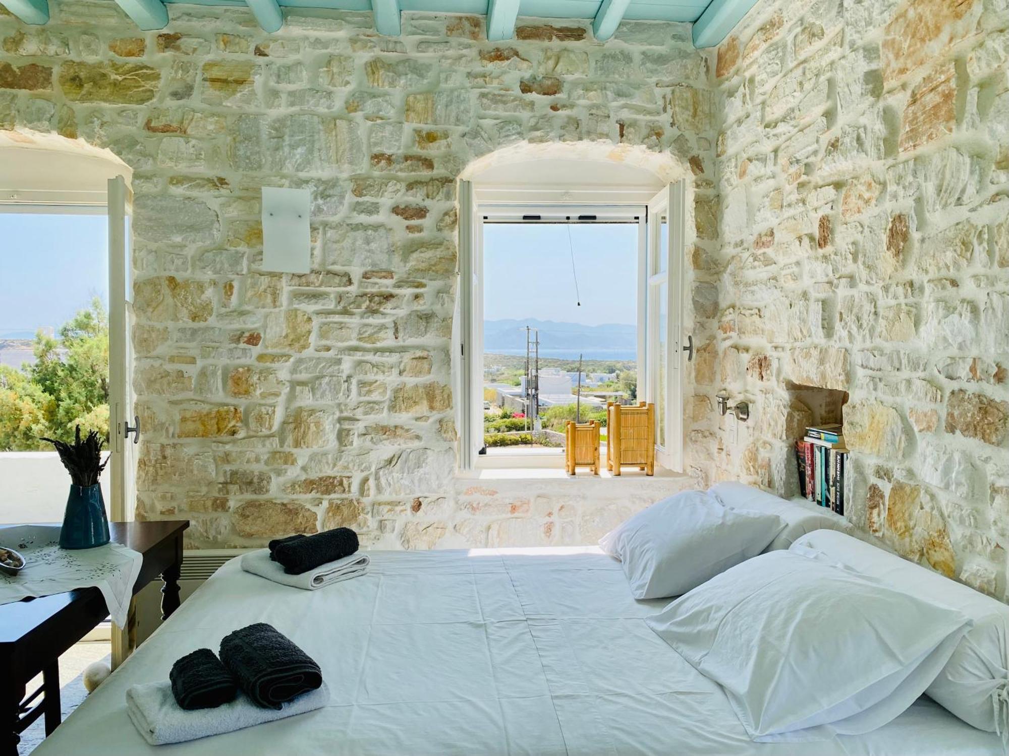 Santa Maria Traditional Stone Studio Экстерьер фото